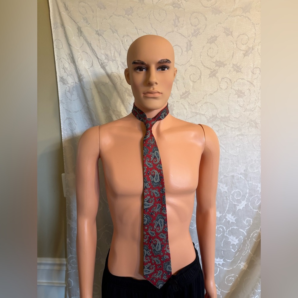 J.G. Hook Red, Black and White Patterned Tie (Good Condition)